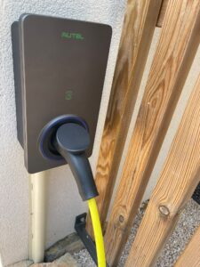 Borne de recharge à saint maximin-la-sainte-baume